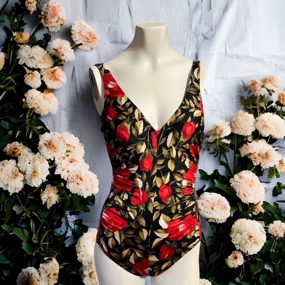 STE Jan-Marie swimsuit - Picture 1 of 10